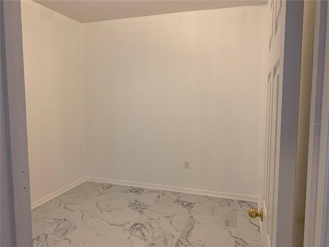 Building Photo - 3628 Weatherfield Dr