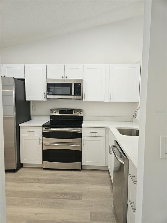 Building Photo - 339 Petrea Dr
