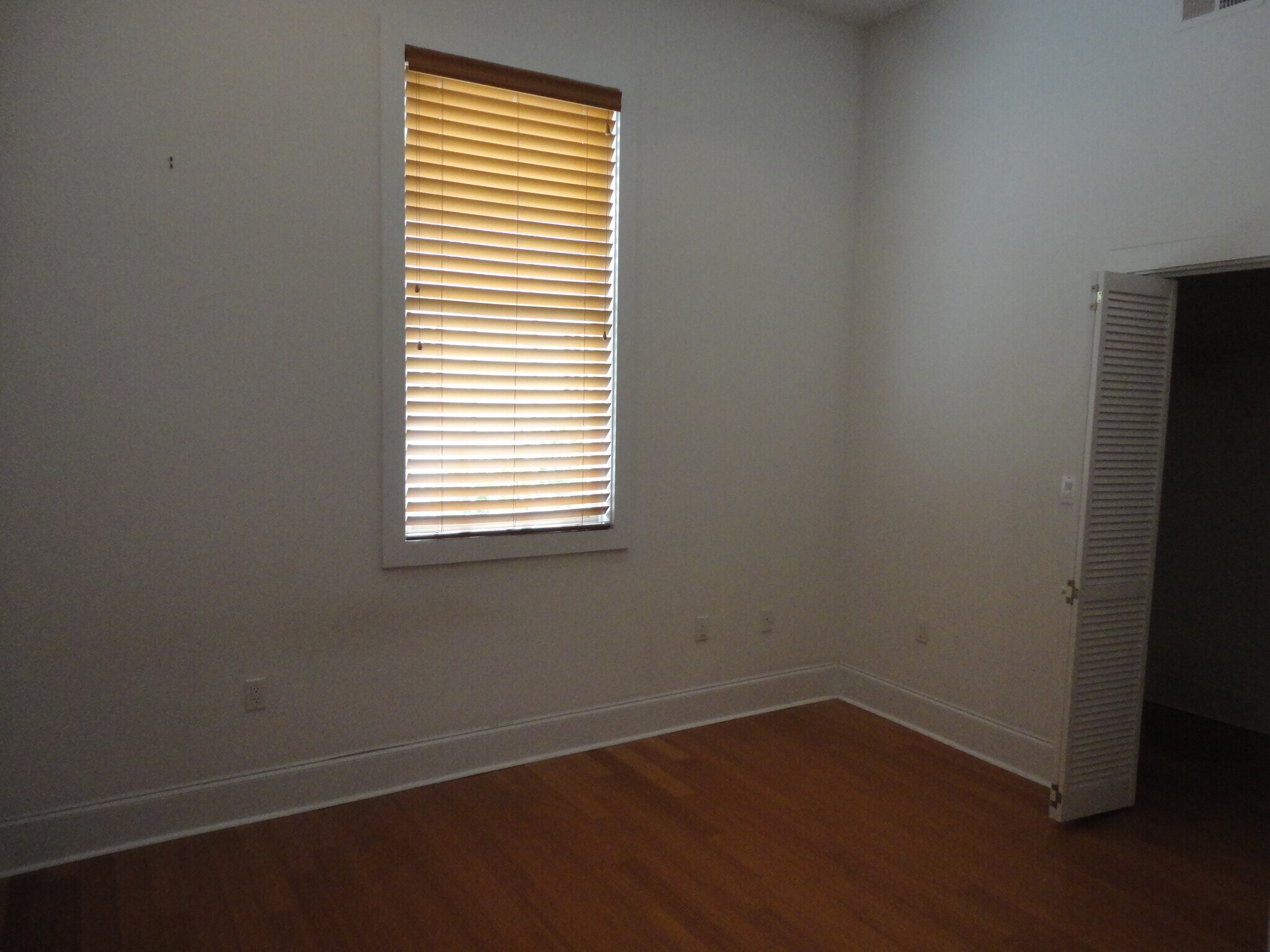 Bedroom - 1544 Camp St