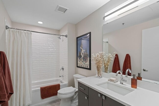 Building Photo - 1240 S 2nd St