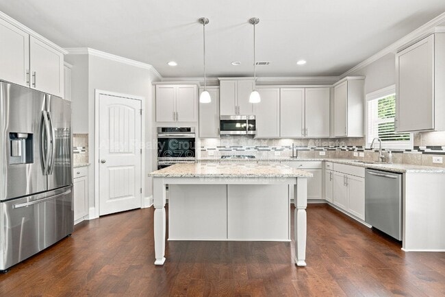 Building Photo - 3397 Wolf Cub Cir