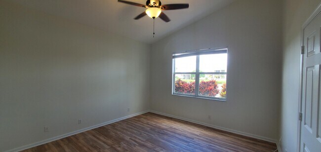 Building Photo - 122 NW Swann Mill Cir