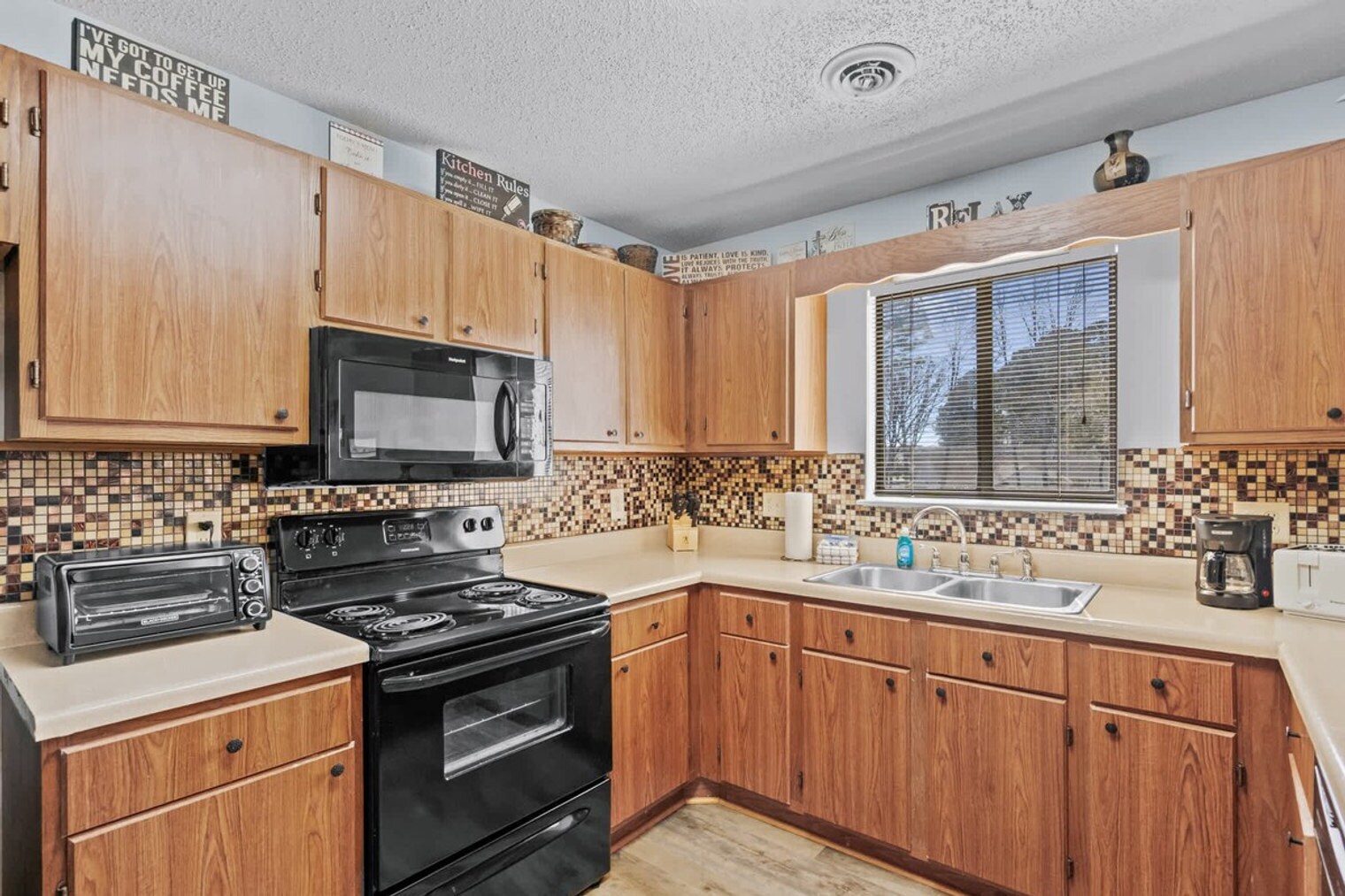 Building Photo - 1908 Hwy 17 S