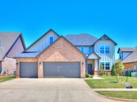 Building Photo - 3212 Hayven Cir