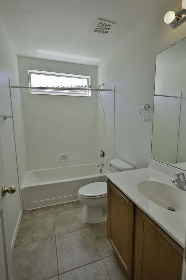 Building Photo - Rancho Sahuarita