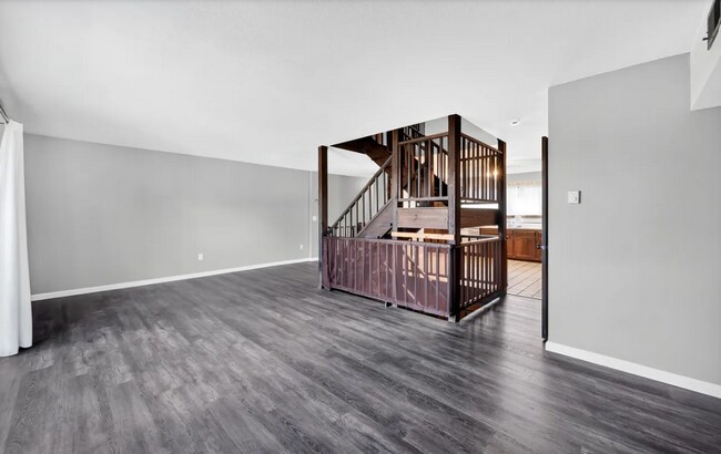 Building Photo - 21 Pebblestone Cir