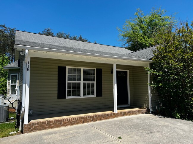 Building Photo - FOR RENT DAVIE COUNTY!!