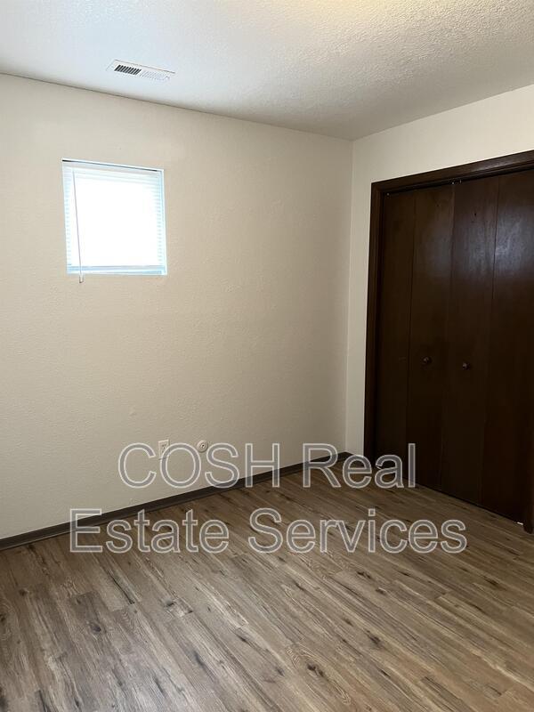 Building Photo - 307 S Seneca St