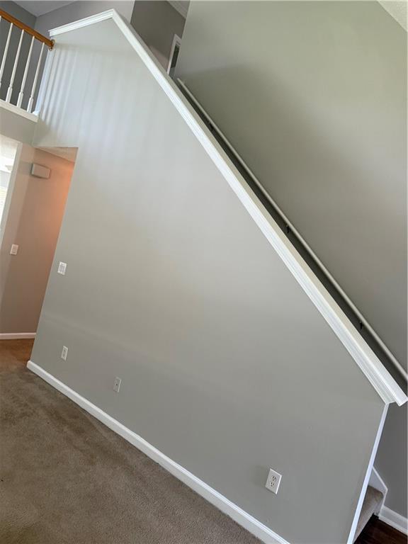 Building Photo - 401 Gresham Dr