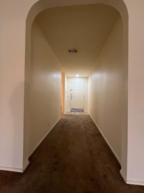 Building Photo - 162 Challenger