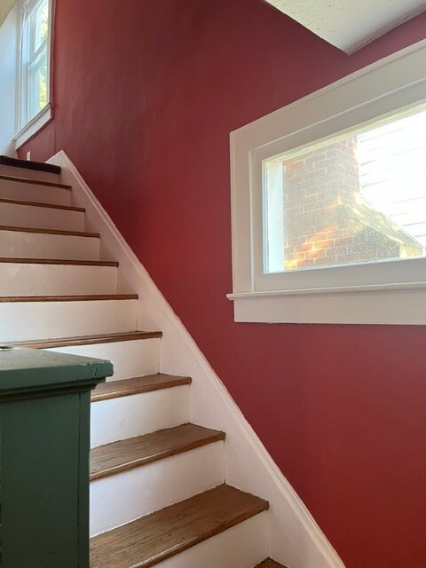 Stairs - 633 S Terrace Ave