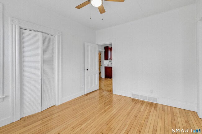 Building Photo - 10 Huntington Ave