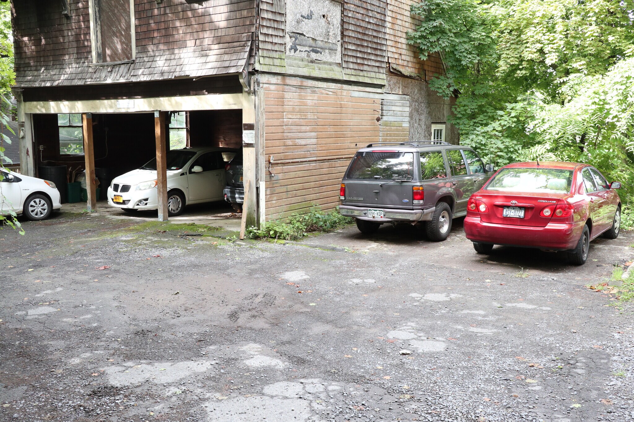 Building Photo - 510 E Seneca St