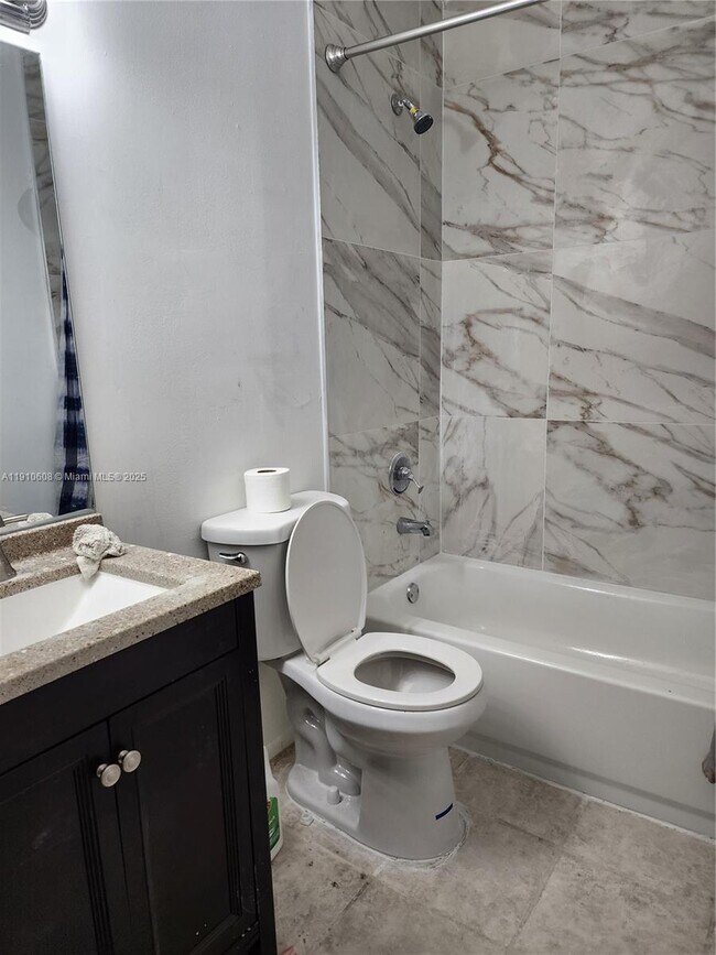 Building Photo - 1174 Lake Terry Dr