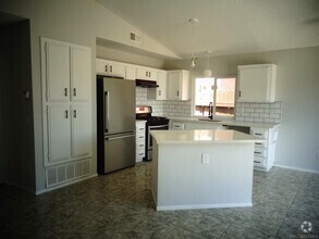 Building Photo - 1851 Eucalyptus St