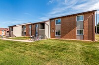 Building Photo - Indianola Park II Apartments