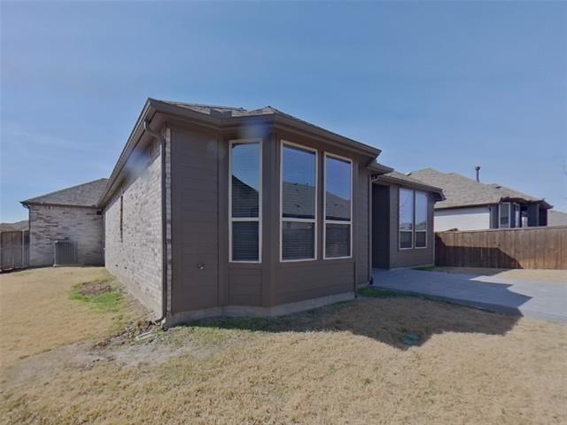 Building Photo - 1008 Faringdon Dr