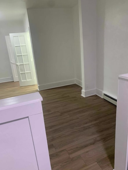 Building Photo - 709 Carothers Ave