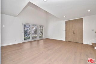 Building Photo - 843 4th St