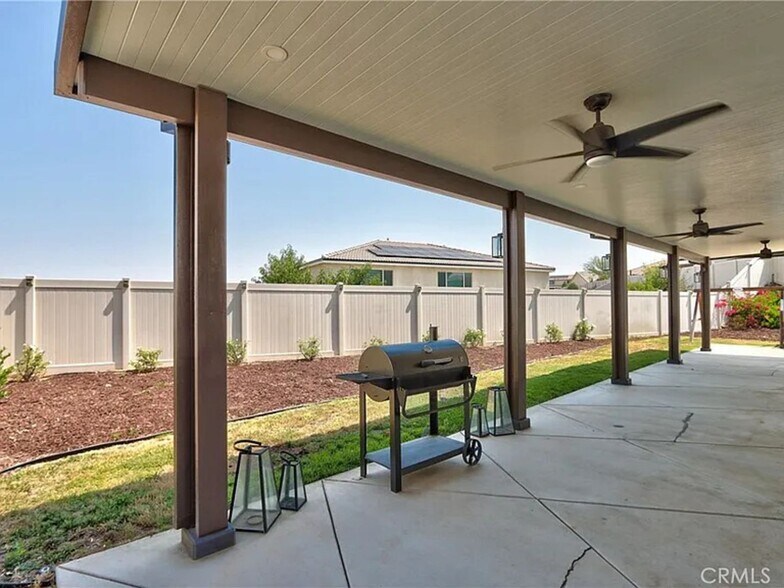Building Photo - 33022 Clairette Ct