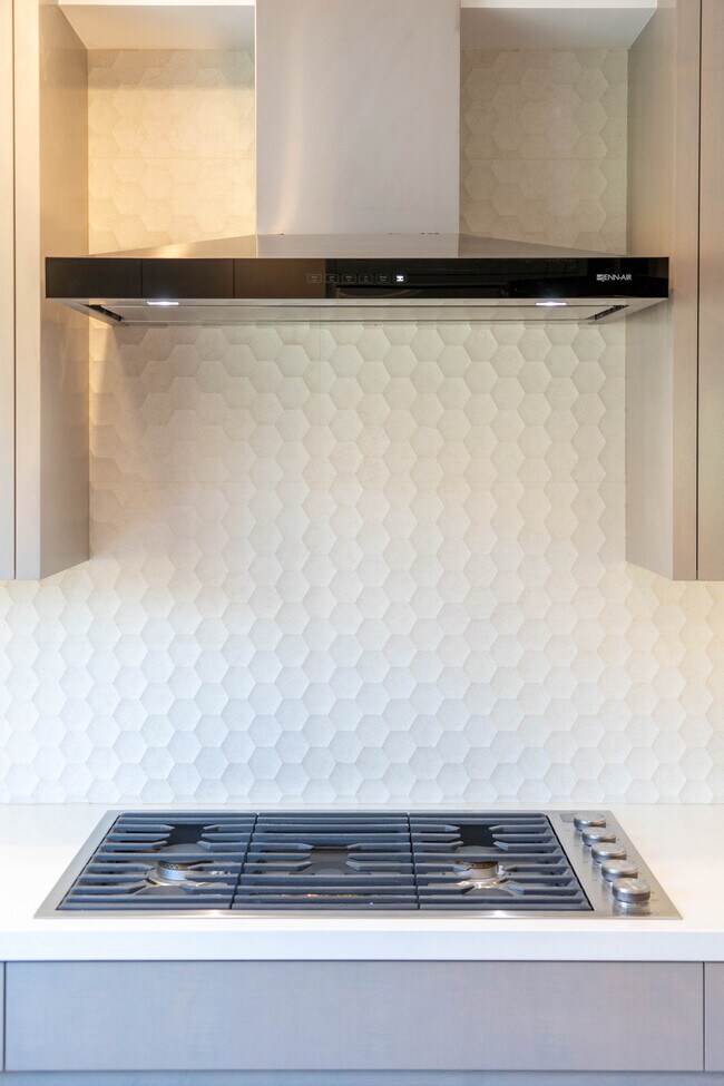 Building Photo - 2222 Neilson Way