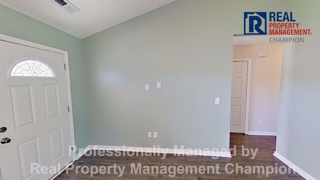 Building Photo - Quiet Ogden Home on Cul-de-Sac