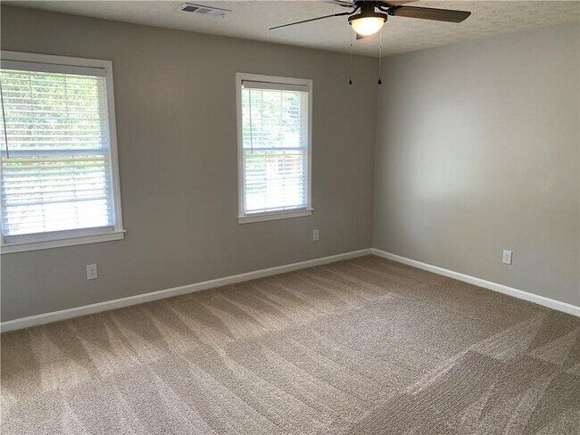 Building Photo - 5234 Wexford Ln