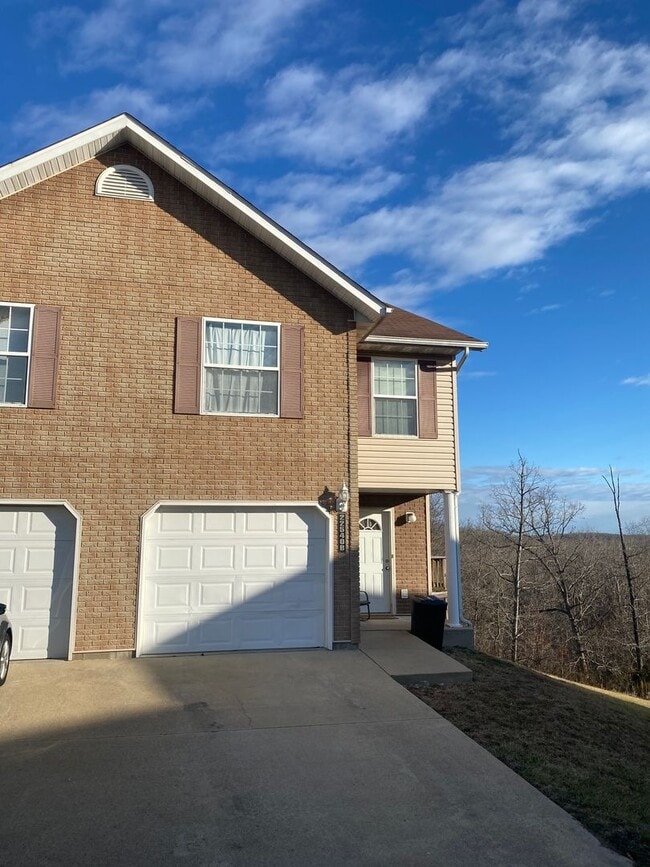 Primary Photo - Spacious & Convenient Living in Shady Oaks!