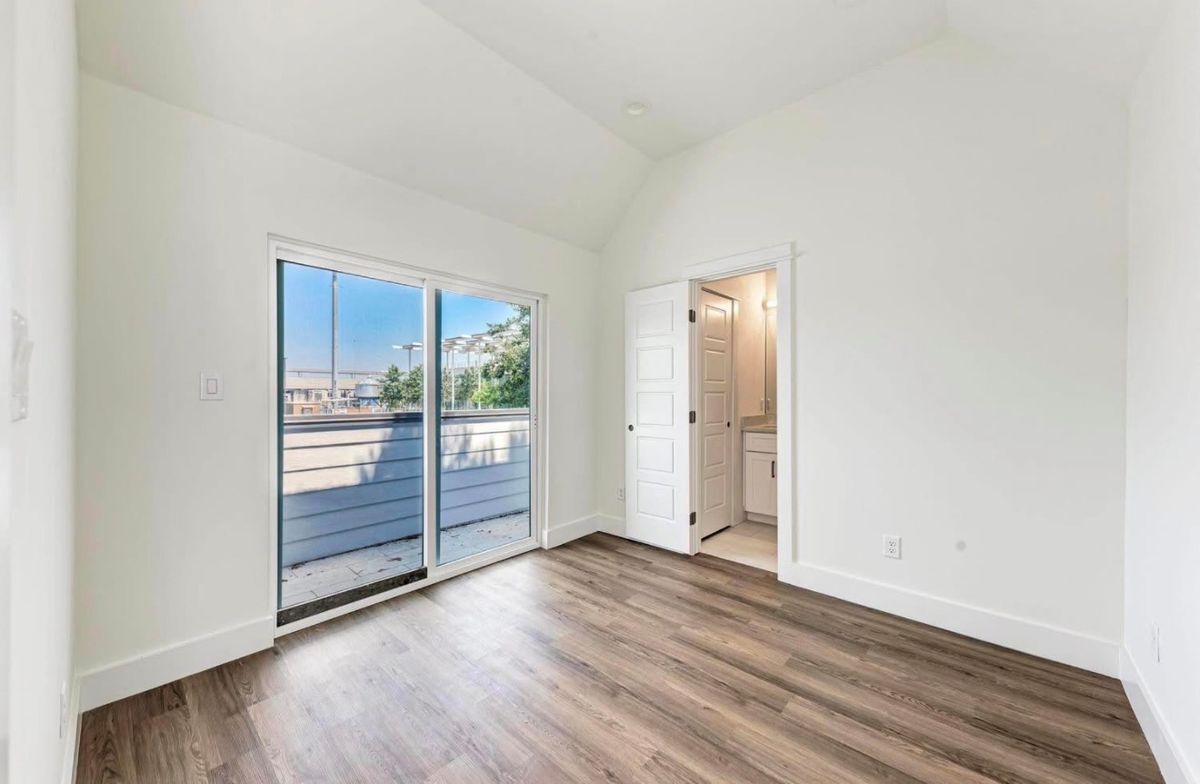 Building Photo - 502 Tillery St