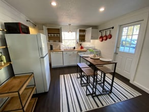 Building Photo - 1631 S Huntington Dr