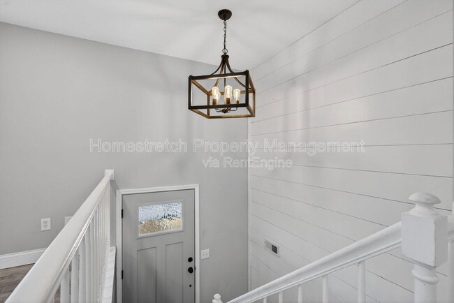 Building Photo - 113 Elk Run Dr