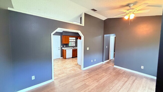 Building Photo - $500 OFF A MONTHS OF RENT IF YOU APPLY BEFORE MAY 12TH. Pet-Friendly 3BR Home with Spacious Yard ...