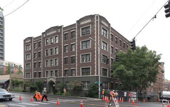 Building Photo - Chasselton Apartments