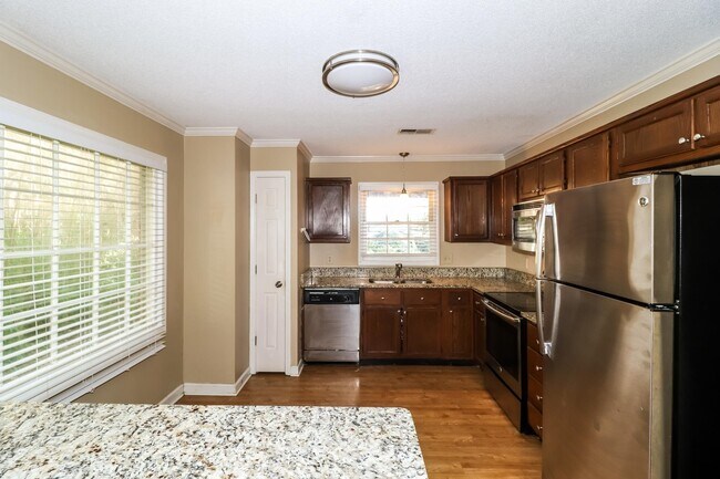 Building Photo - 1483 Wood Trail Cir