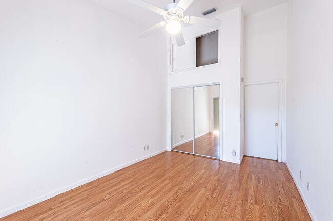 Building Photo - 2936 Florida Blvd