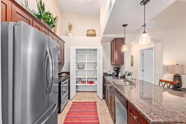 Building Photo - 10136 E Southern Ave