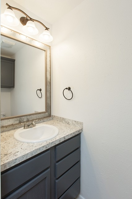 Building Photo - 2112 E Airline Rd