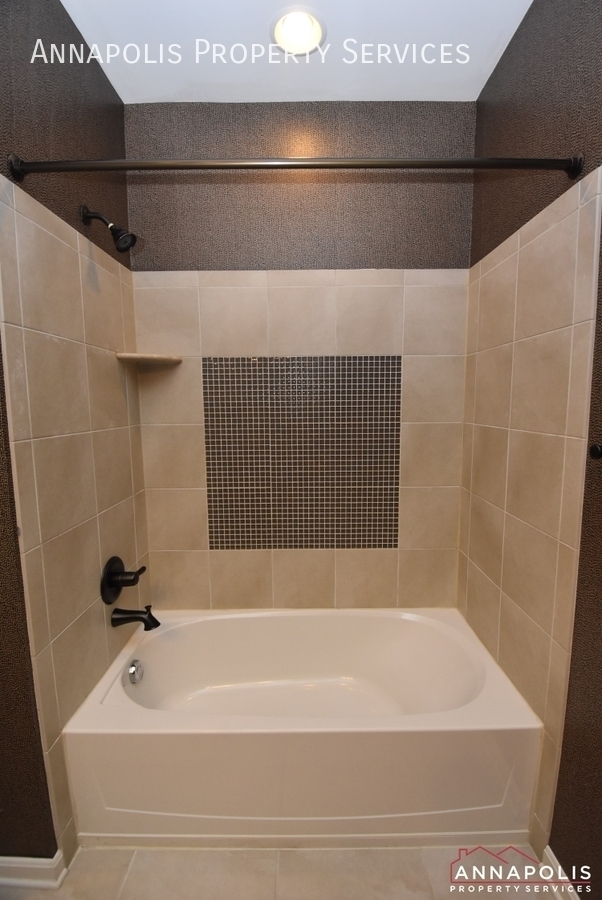 Building Photo - 402 St Martins Choice Ln