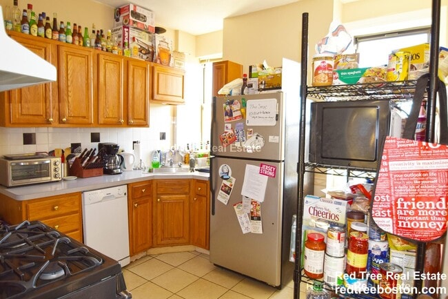 Building Photo - 17 Highgate St