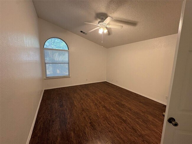 Building Photo - 8002 Marble Ridge Dr