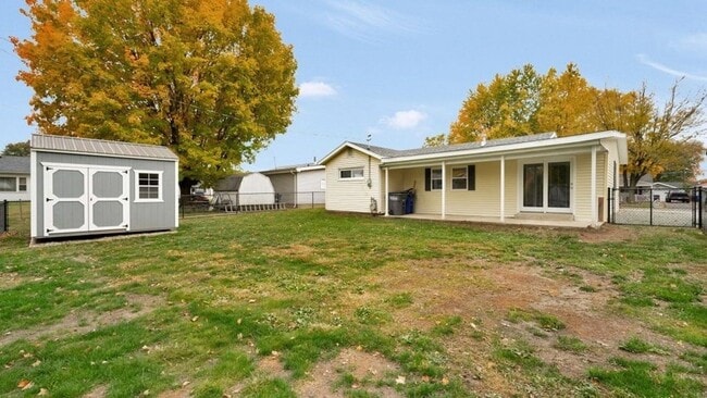 Building Photo - 4 bedroom 1 bath