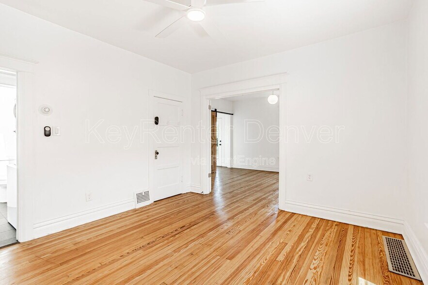 Building Photo - 229 S Logan St