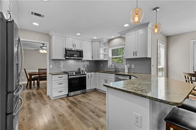 Building Photo - 2238 Roseberry Ln