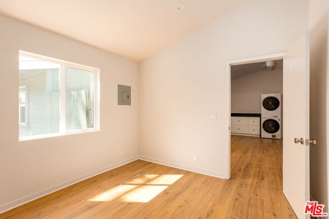 Building Photo - 126 Franklin Ct