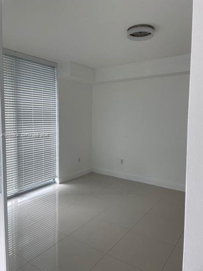 Building Photo - 90 SW 3rd St