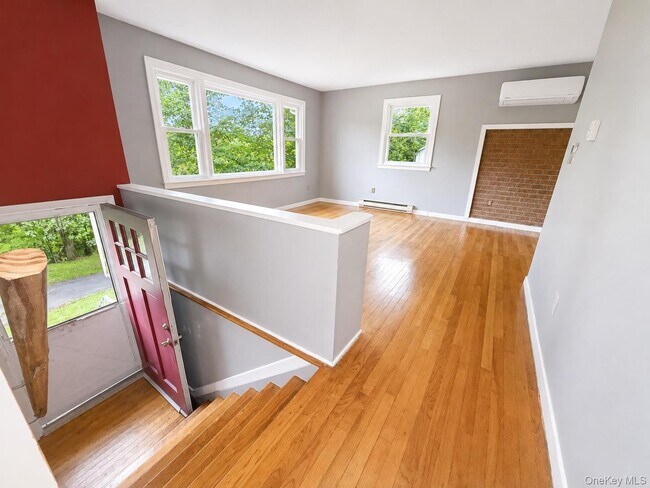 Building Photo - 43 Glenmere Homesites Rd