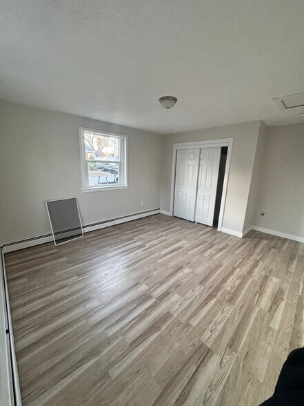 Building Photo - 80 Summit St