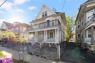 Building Photo - 108 Lenox Ave