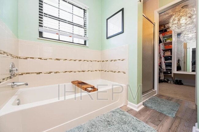 Building Photo - 5790 Clear Stream Way