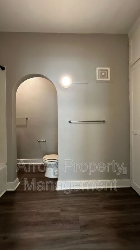 Building Photo - 2800 P St